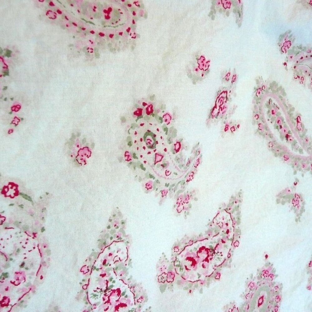Rachel Ashwell Simply Shabby Chic Paisley Rose Reversible King Duvet Cover Set